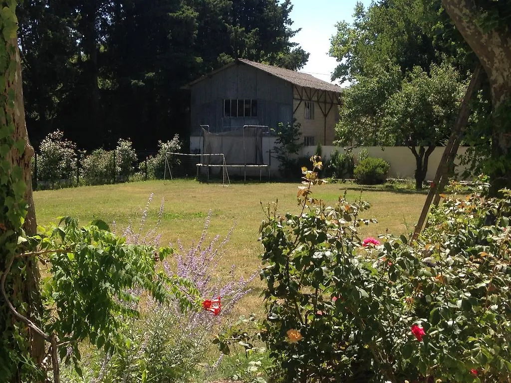 Villa Mas Le Nathakassou à Cabannes 0*,  France
