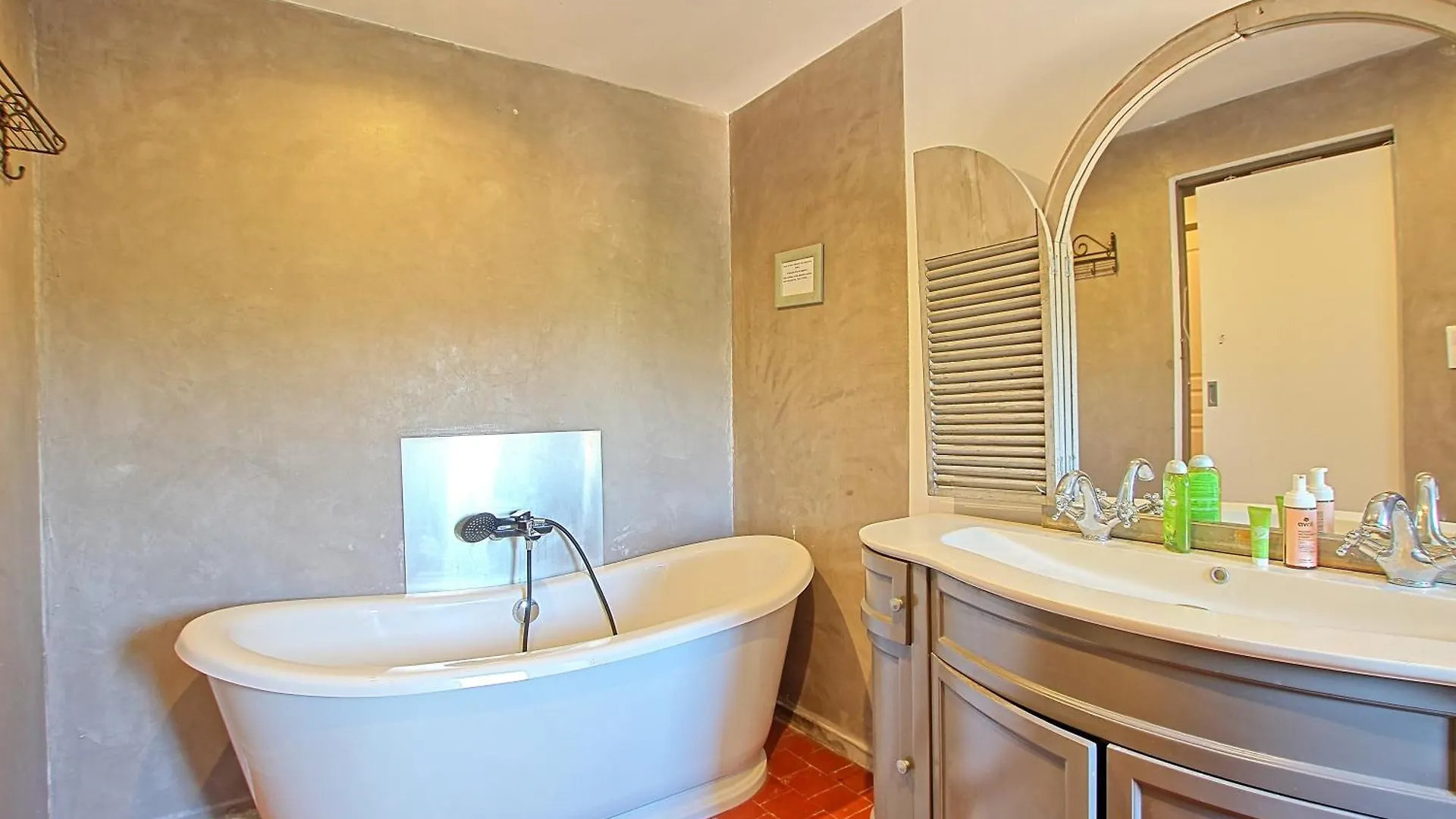 Mas Le Nathakassou Villa Cabannes 0*,  France
